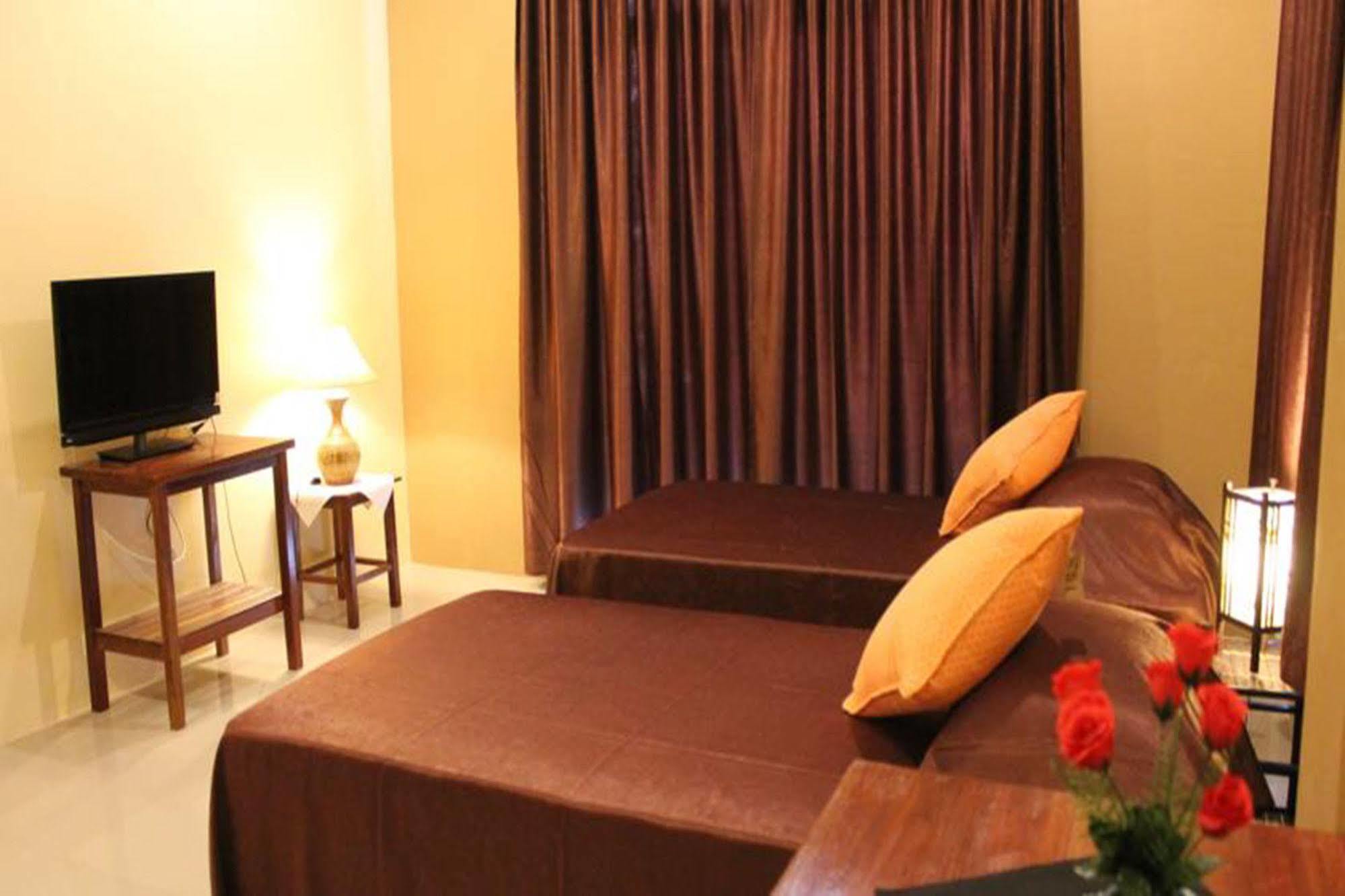 Avalon Residence Savannakhet Exterior foto